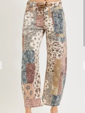 FW5-(7/18)SLOUCHY CROP BARREL PANTS WITH WAISTBAND DRAWSTRING AND EYELET DETAILS